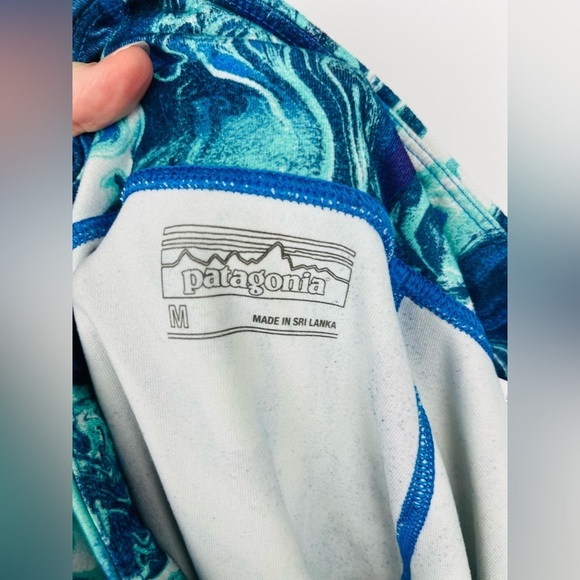 Patagonia Women’s Worn Wear Centered Rights Blue Tie Dye - Picture 4 of 8